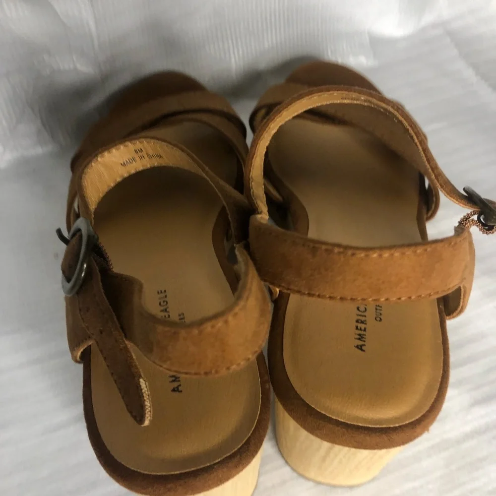 American Eagle Womens‎ Platform Sandals 8 Brown Wooden Chunky Heel Retro